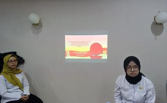 Ika Ayuwandari saat penyampaian materi